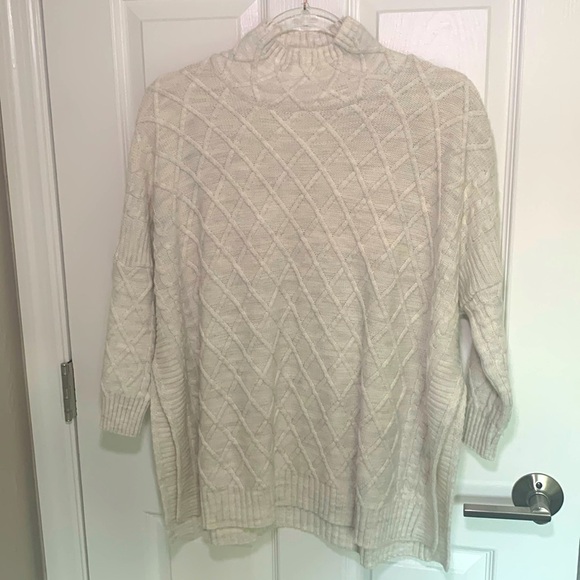 Mer sea Cozy Cream Cable Knit Sweater - Picture 1 of 9